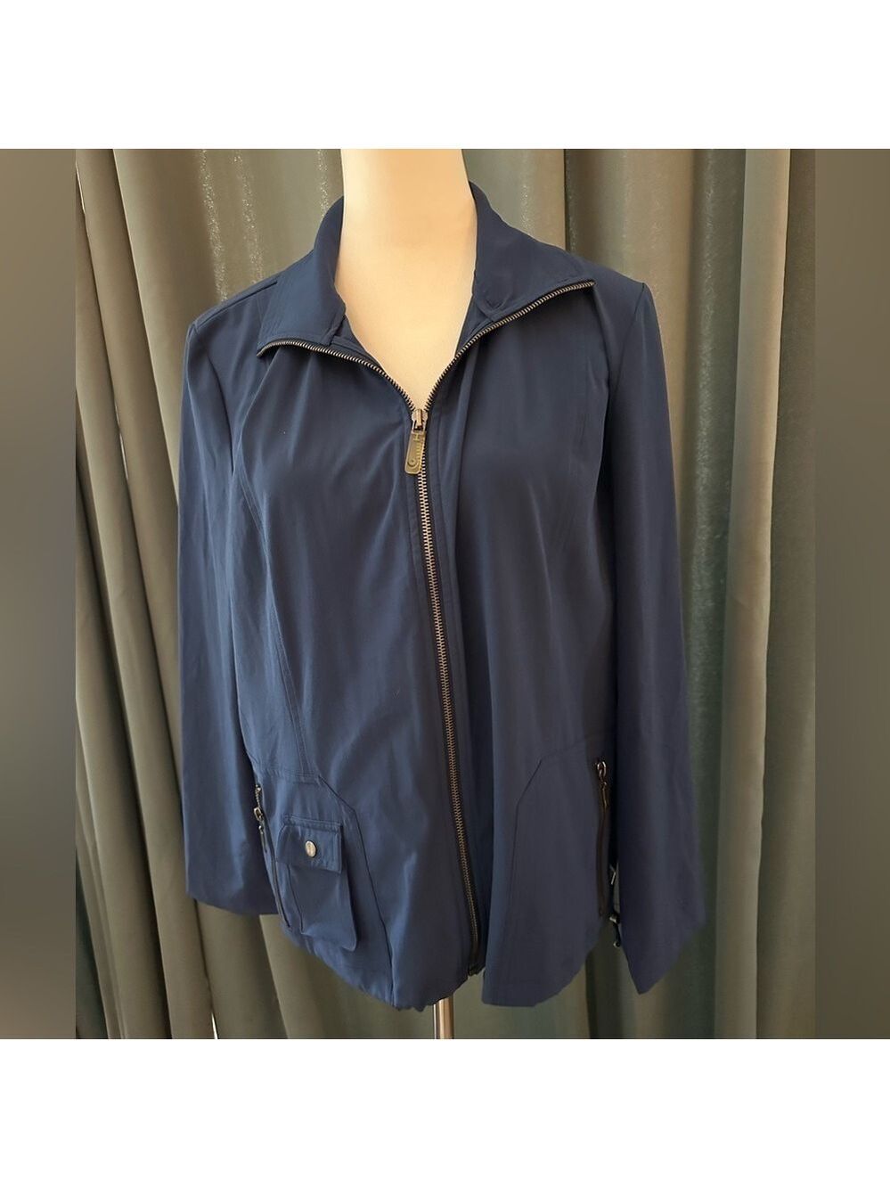 Zenergy by Chicos Navy Full Zipper Jacket Size M Rain Resistant
